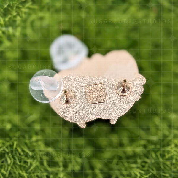 Caleb's Apple Mascot Enamel Pin - Love and Deepspace