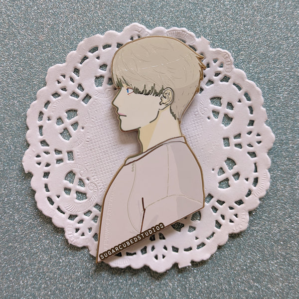 Xavier 沈星回 - Oversized Enamel Pin
