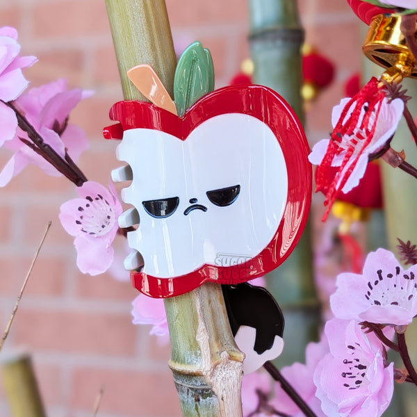 Sunny Apple and Caleb - Dangle Hairclaw