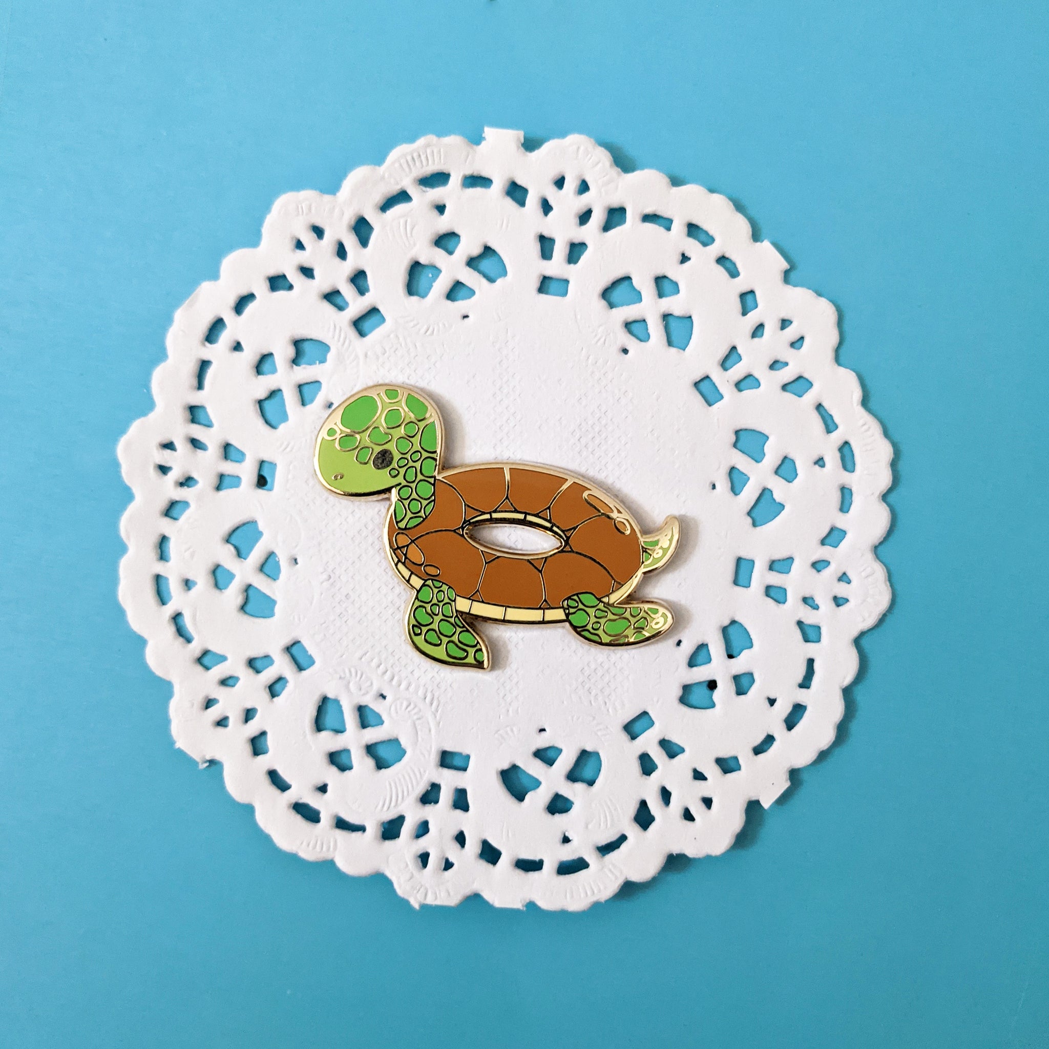 Summer Vibin' Floatie : Turtle Enamel Pin